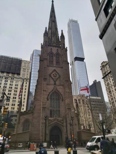 Wall street sans son loup mais avec son taureau