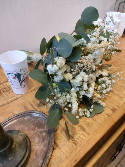 Mariage de Marion et JB au Domaine de Damian à Vesc dans la Drôme