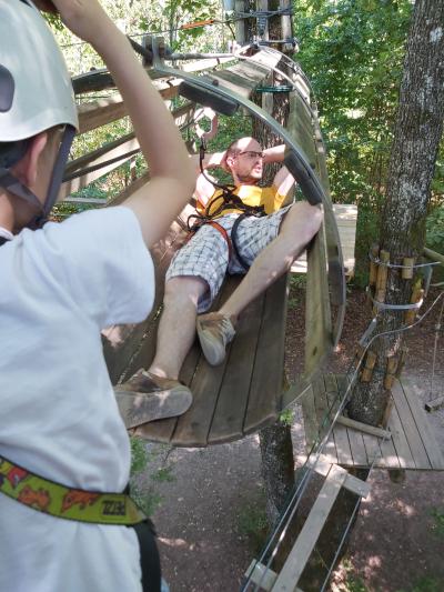 Accrobranche avec Ambre et Nathan
