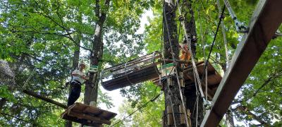 Accrobranche avec Ambre et Nathan