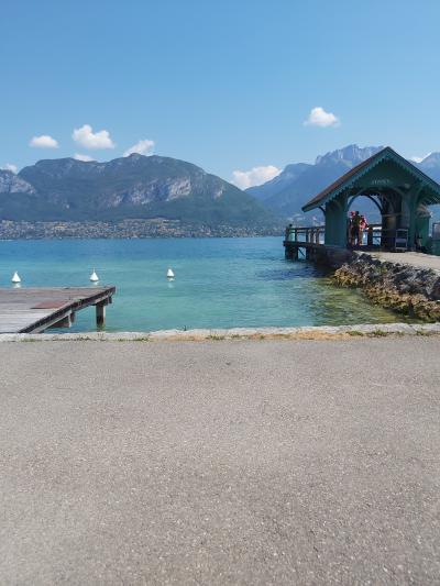 Repas et baignade au Lac d'Annecy