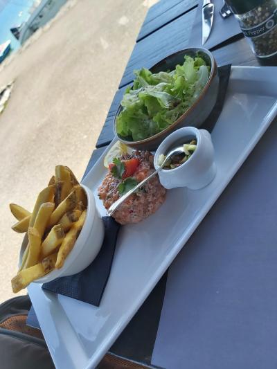 Repas et baignade au Lac d'Annecy