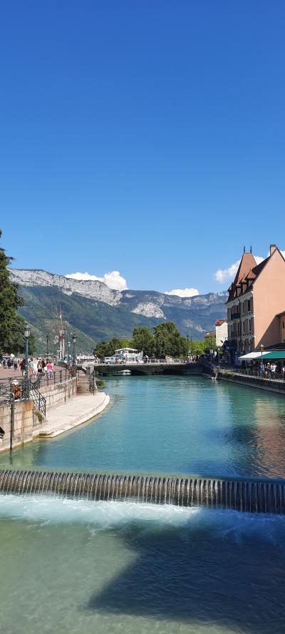 Repas et baignade au Lac d'Annecy