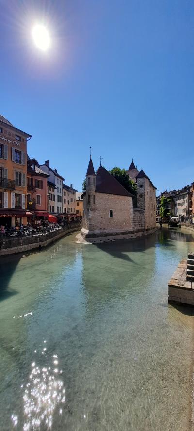 Repas et baignade au Lac d'Annecy