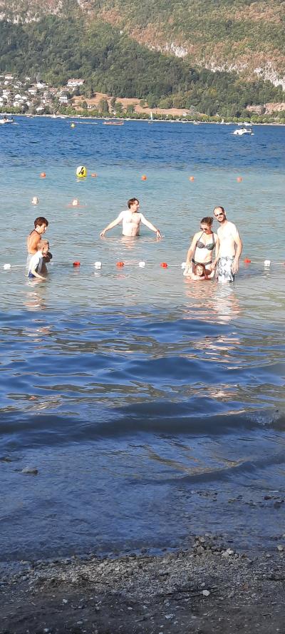 Repas et baignade au Lac d'Annecy