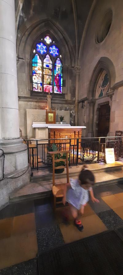 Tonon les bains, Yvoire et visite à la cave pour les filles et plage pour les enfants