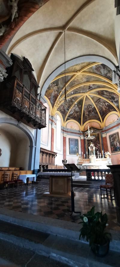Tonon les bains, Yvoire et visite à la cave pour les filles et plage pour les enfants
