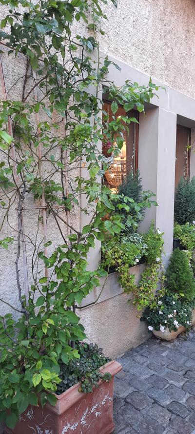 Tonon les bains, Yvoire et visite à la cave pour les filles et plage pour les enfants