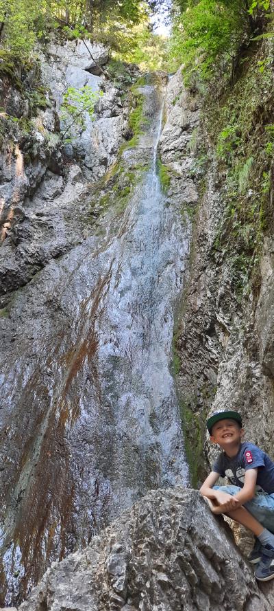 Visite de La Roche-sur-Foron et randonnée La boucle des cascades