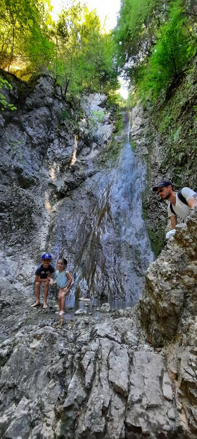 Visite de La Roche-sur-Foron et randonnée La boucle des cascades