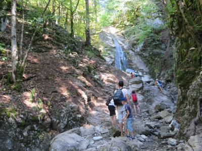Visite de La Roche-sur-Foron et randonnée La boucle des cascades
