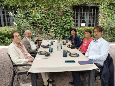 et certains bons buveurs