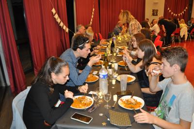 50 ans et pas une ride. Une fête super sympa et encore un super moment partagé. De belles rencontres