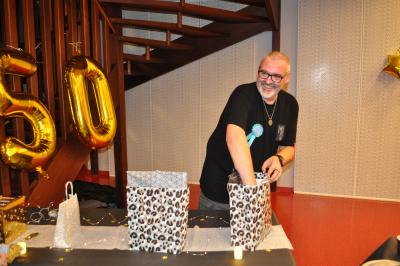 50 ans et pas une ride. Une fête super sympa et encore un super moment partagé. De belles rencontres