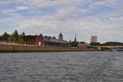 Apéritif et diner sur la seconde péniche