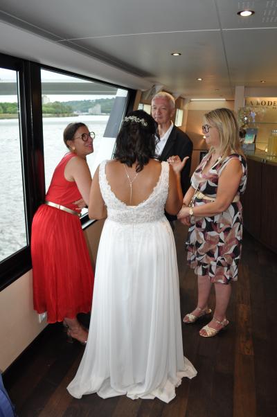 Apéritif et diner sur la seconde péniche