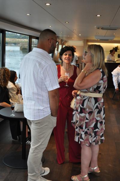 Apéritif et diner sur la seconde péniche