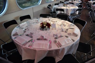 Apéritif et diner sur la seconde péniche