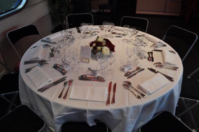 Apéritif et diner sur la seconde péniche