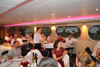 Apéritif et diner sur la seconde péniche