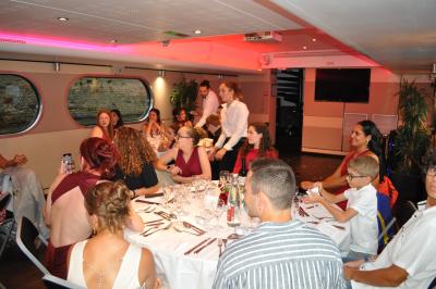 Apéritif et diner sur la seconde péniche