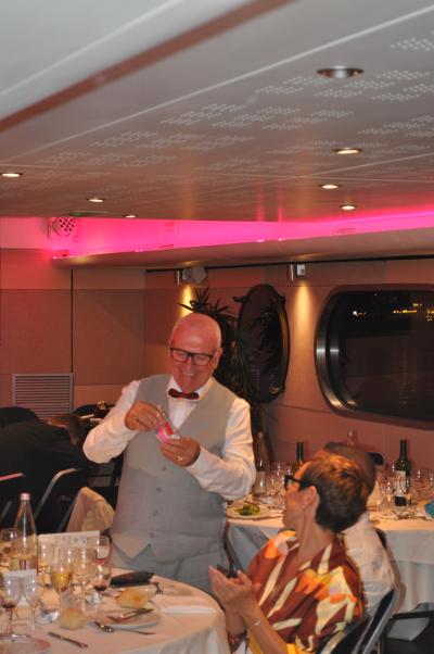 Apéritif et diner sur la seconde péniche