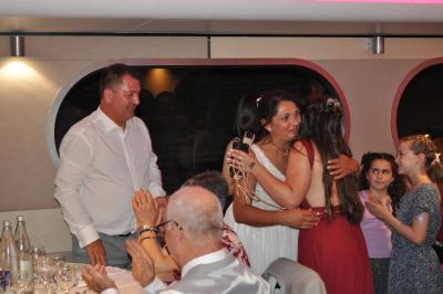 Apéritif et diner sur la seconde péniche