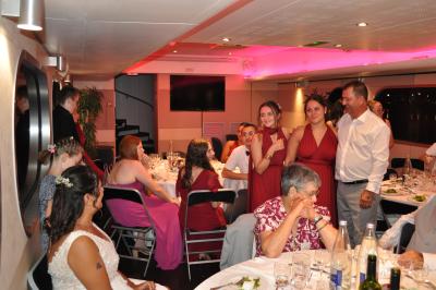 Apéritif et diner sur la seconde péniche