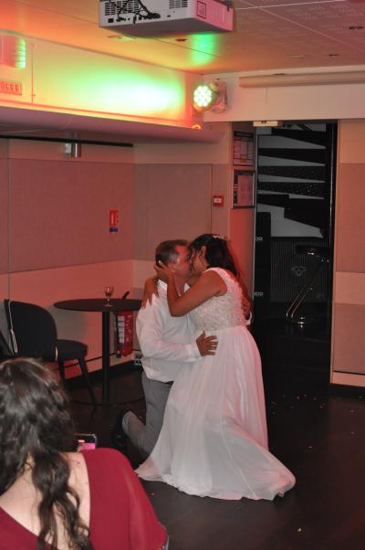 Apéritif et diner sur la seconde péniche