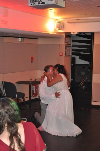 Apéritif et diner sur la seconde péniche