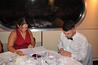 Apéritif et diner sur la seconde péniche