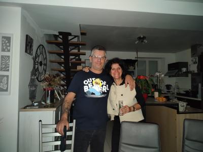 Katy, Peggy, Valérie, Eléhonore, Nicolas, Sébastien et Damien pour une soirée en musique