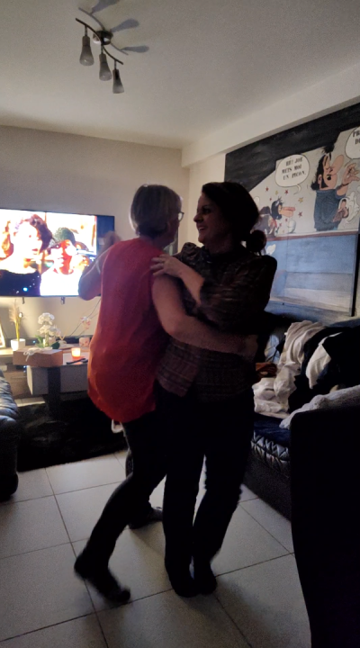 Katy, Peggy, Valérie, Eléhonore, Nicolas, Sébastien et Damien pour une soirée en musique