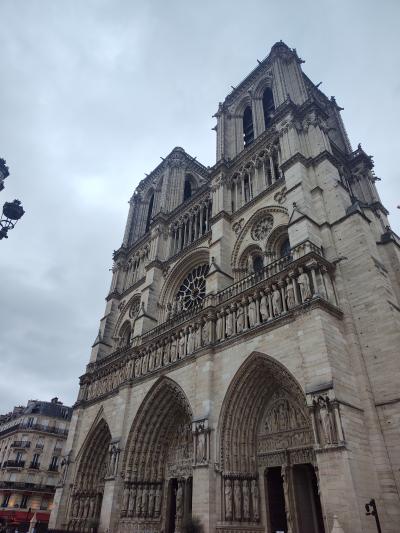 Samedi à Paris et Sylvie fait son show