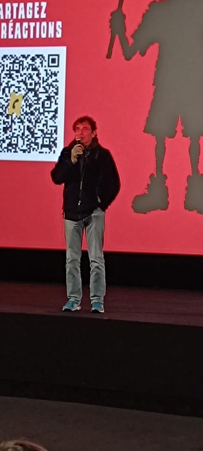 En présence de Albert DUPONTEL